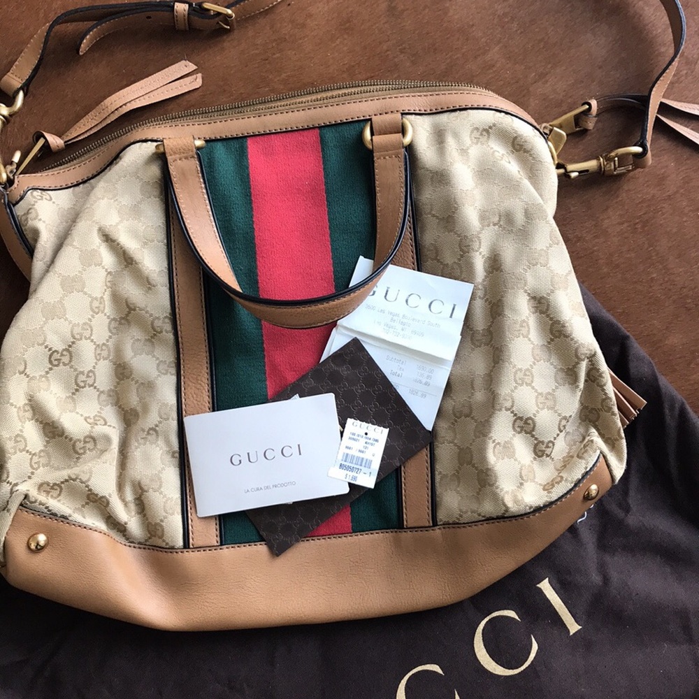 NWT GUCCI shoulder purse bag